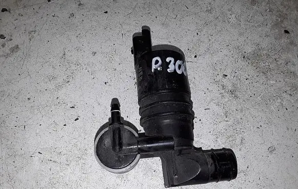 Peugeot 3008 I Windscreen/windshield washer pump 9643447980