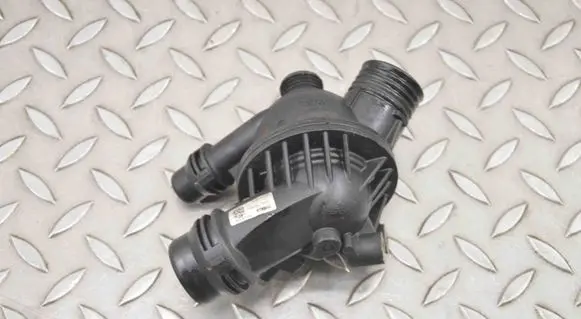 BMW 3 E90 E91 Thermostat 1010681