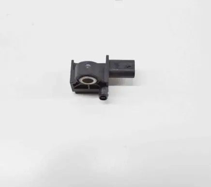 Mercedes-Benz C W205 Airbag deployment crash/impact sensor A2229051400