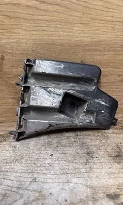 Volvo V60 Front bumper mounting bracket 30796626