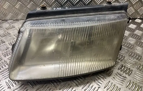 Volkswagen PASSAT B5 Headlight/headlamp 14742700