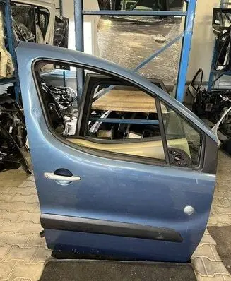 Peugeot Partner III Front door 121212