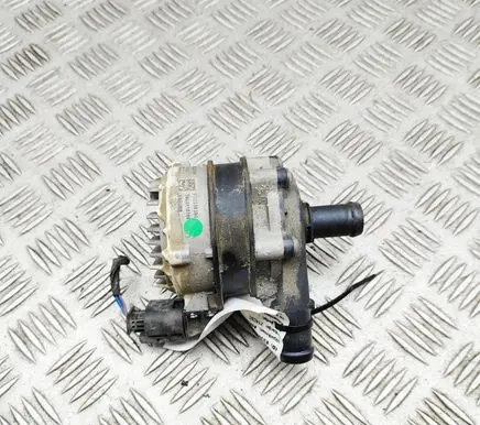Volvo C40 Electric auxiliary coolant/water pump 32339380