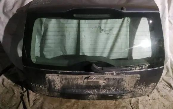 Volvo V50 Tailgate/trunk/boot lid PILKAS