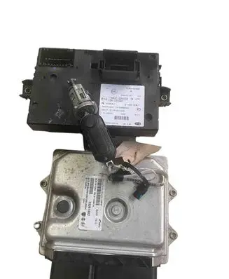 Fiat Ducato Engine ECU kit and lock set 55261982