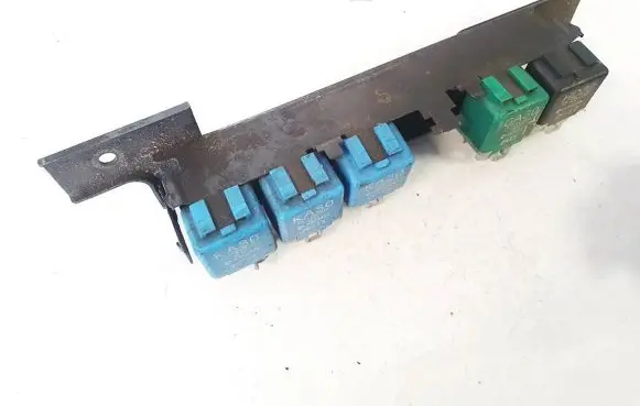 Mazda 626 Fuse box set dc12v20a ga30