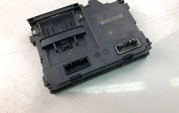 Renault Captur Other control units/modules 285905719R