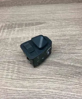 BMW 3 E46 Wing mirror switch 8373692