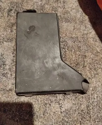 Nissan Qashqai Fuse box cover 24382BB00B 319136408