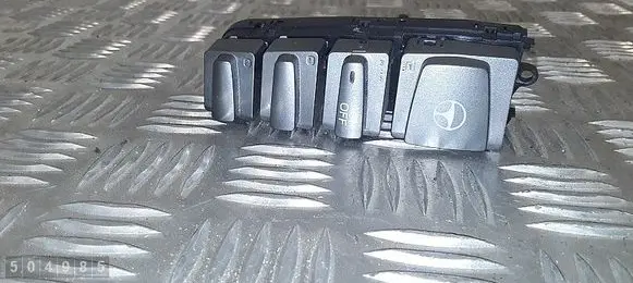 ESP (stability program) switch
