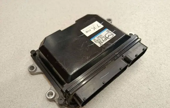 Mazda 6 Engine control unit/module ECU PY3E18881B E6T63481H K6266