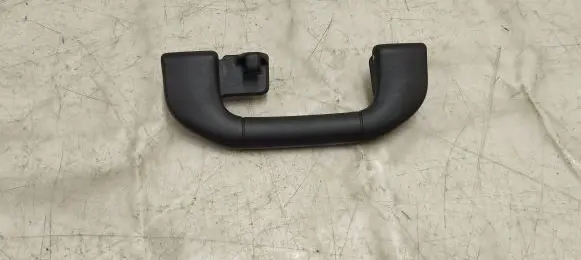 Mercedes-Benz E W212 Rear interior roof grab handle A2048100151