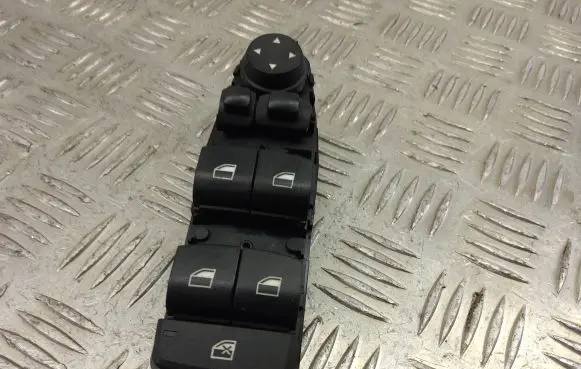 BMW X3 F25 Electric window control switch 9208111