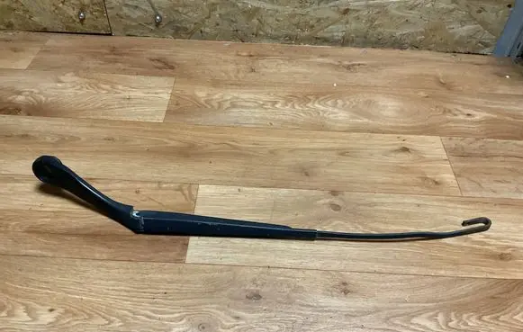 Dodge Journey Front wiper blade arm 05116305AC