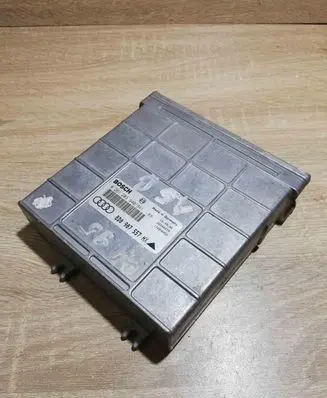 Audi A4 S4 B5 8D Engine control unit/module ECU 8D0907557HX 0261203940