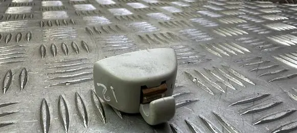 Skoda Octavia Mk3 (5E) Sun visor clip/hook/bracket 