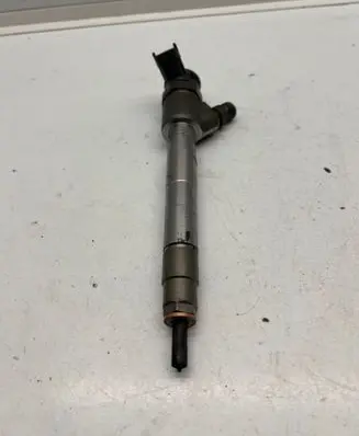 Peugeot 5008 II Fuel injector 0445110749 9820403480
