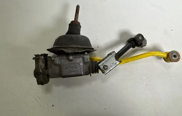 Ford Mustang V Gear shifter/selector G646A