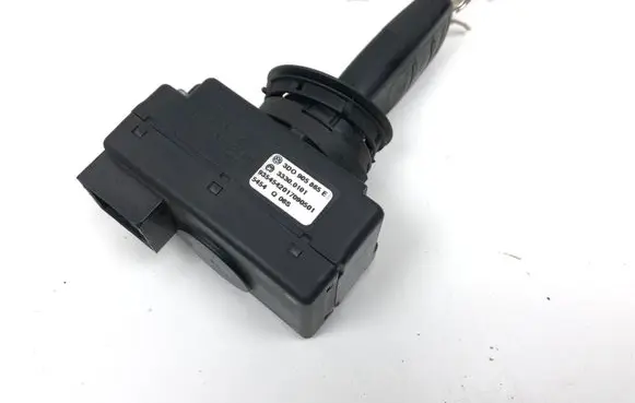 Audi A8 S8 D3 4E Ignition lock 3D0905865E 33300101