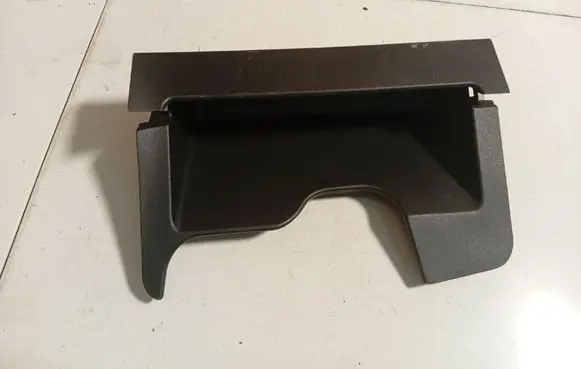 Toyota Yaris Glove box 556110D090