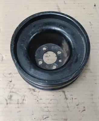 Volkswagen Crafter Crankshaft pulley 03L105243