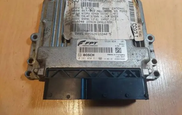 Fiat Bravo Engine control unit/module ECU 0281030911 55261024 1039S72685
