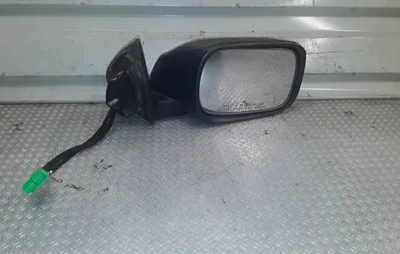 Volvo XC90 Front door electric wing mirror 3003368RH