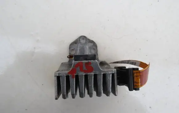Mercedes-Benz CLS C218 AMG Voltage converter/converter module G091656 26904