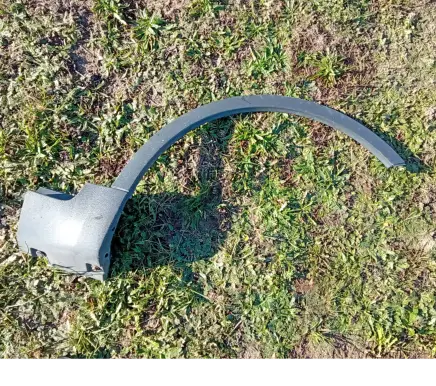 Ford Kuga I Front arch trim 8V41S16D238A M738A SP5905
