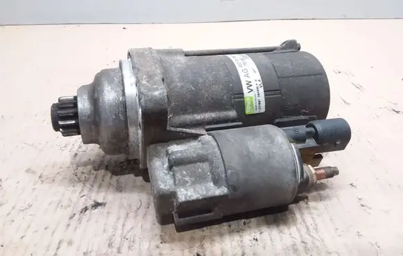 Volkswagen PASSAT B7 Starter motor 02Z911023H