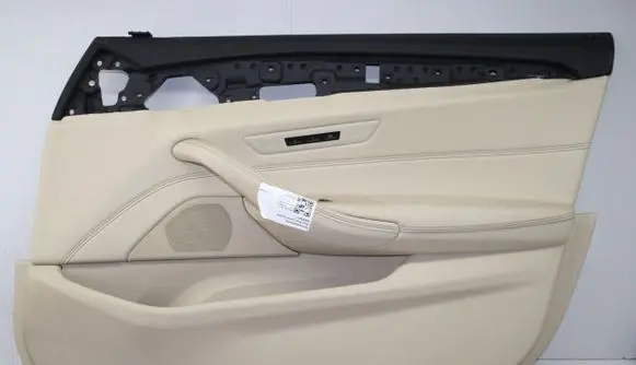 BMW 5 G30 G31 Front door card panel trim