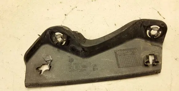 Volkswagen PASSAT B6 Front bumper mounting bracket 3C0807505