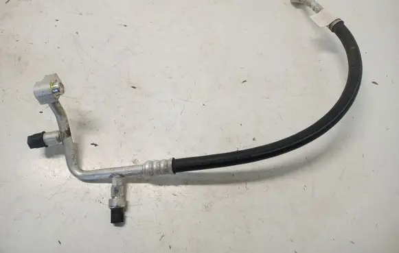 Ford Puma Air conditioning (A/C) pipe/hose 