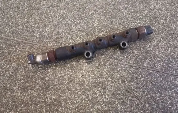 Toyota Corolla Verso AR10 Fuel main line pipe