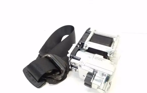 Mercedes-Benz ML W164 Front seatbelt A2518603186
