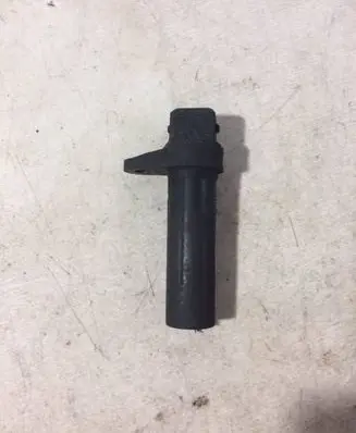 BMW 5 E39 Crankshaft position sensor 2243560