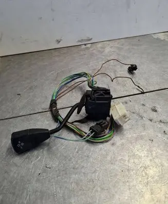 BMW 5 E34 Indicator stalk
