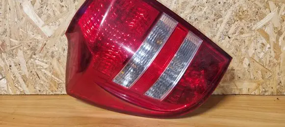 KIA Ceed Rear/tail lights 924011h3