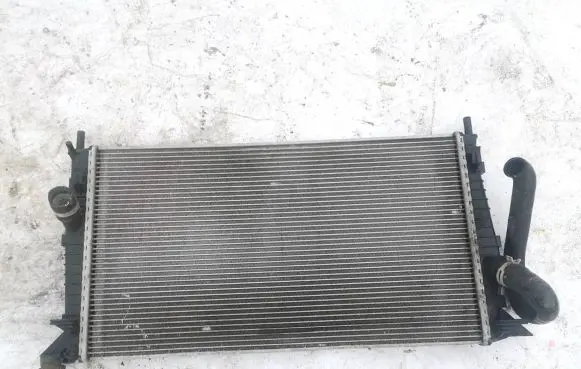 Ford Focus Coolant radiator 3m5h8005rk