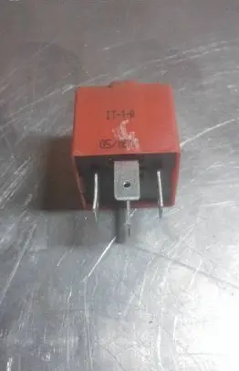 Opel Zafira A Other relay 24438887 12V40A