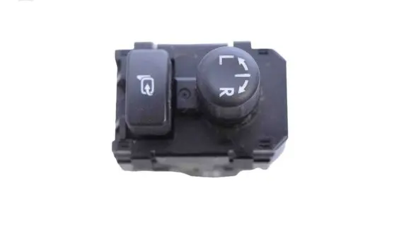 Subaru Outback (BS) Wing mirror switch 83061FJ000