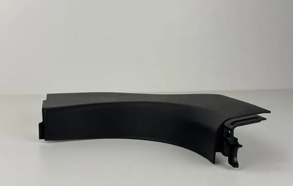 Foot area side trim