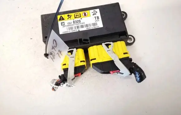 Opel Insignia A Airbag control unit/module 13578320