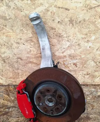 Maserati Levante Front wheel hub spindle knuckle 06700320530