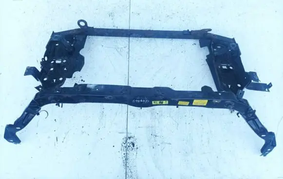 Nissan Qashqai Radiator support slam panel
