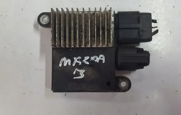Coolant fan relay