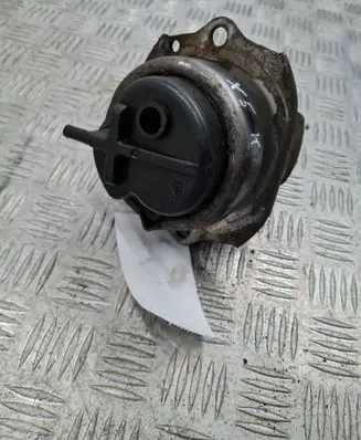 BMW X5 E70 Engine mount bracket P679541701