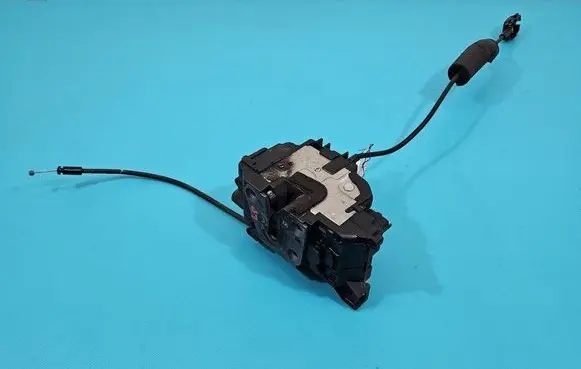 Renault Laguna III Front door lock IMPRK1500700
