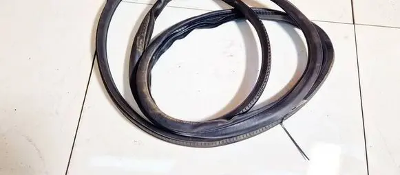 Mercedes-Benz A W169 Rubber seal front coupe door 