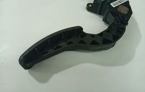 Renault Fluence Accelerator throttle pedal 180100024R